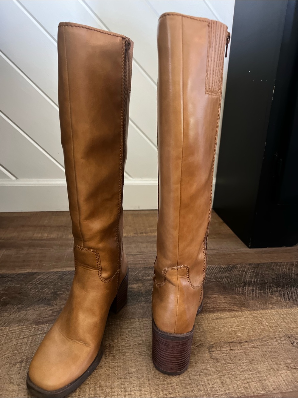 🤎 Woman’s Size 8 - Tall, Mossimo Supply Co. Cognac Tall Leather Riding Boots - Picture 2 of 6